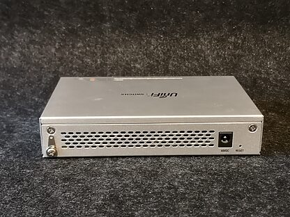 Ubiquiti Unifi US-8 - használt - Image 3