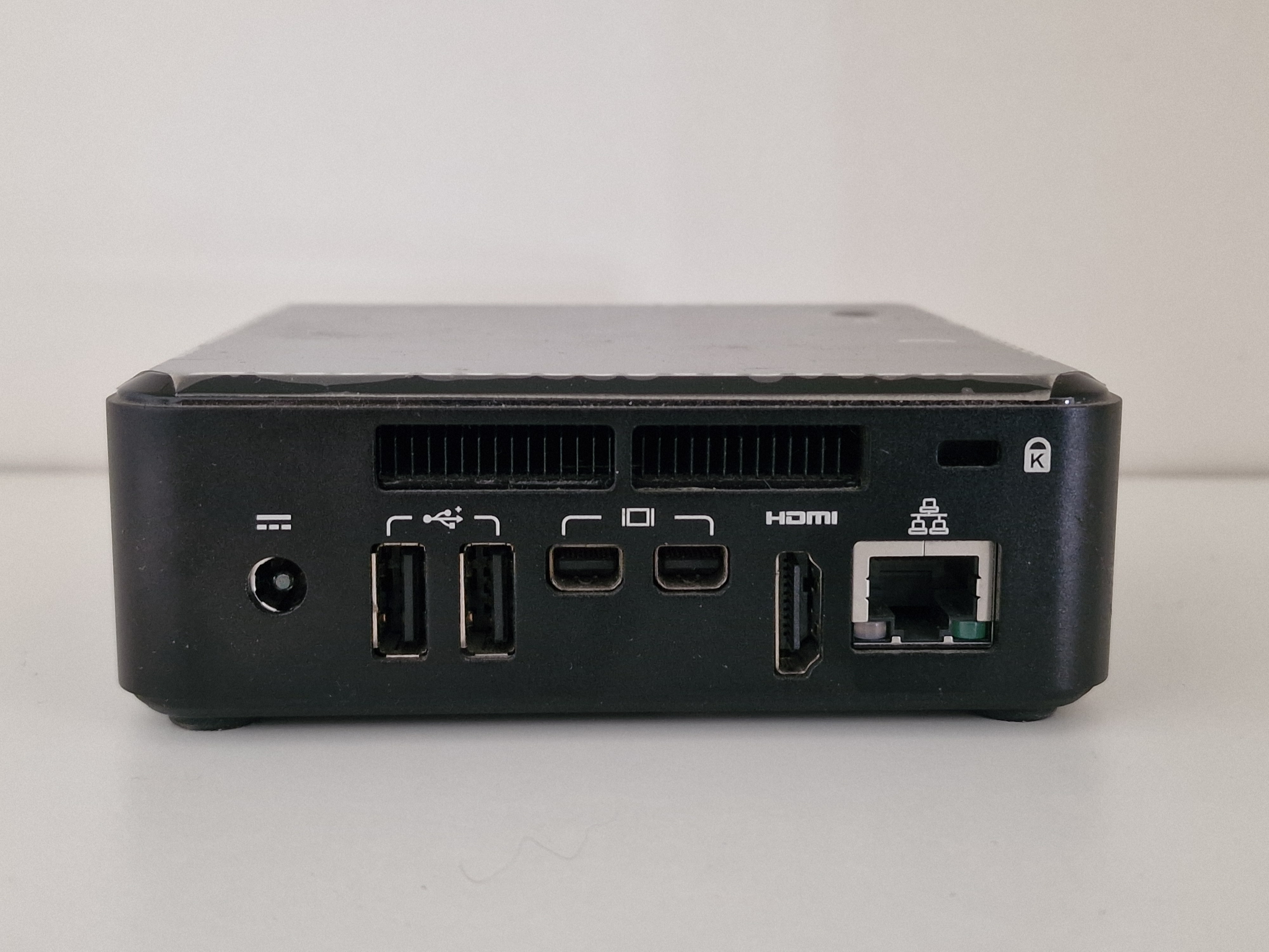 Intel NUC DC53427HYE (i5 8GB 128GB SSD) Asztali számítógép - használt - Image 3