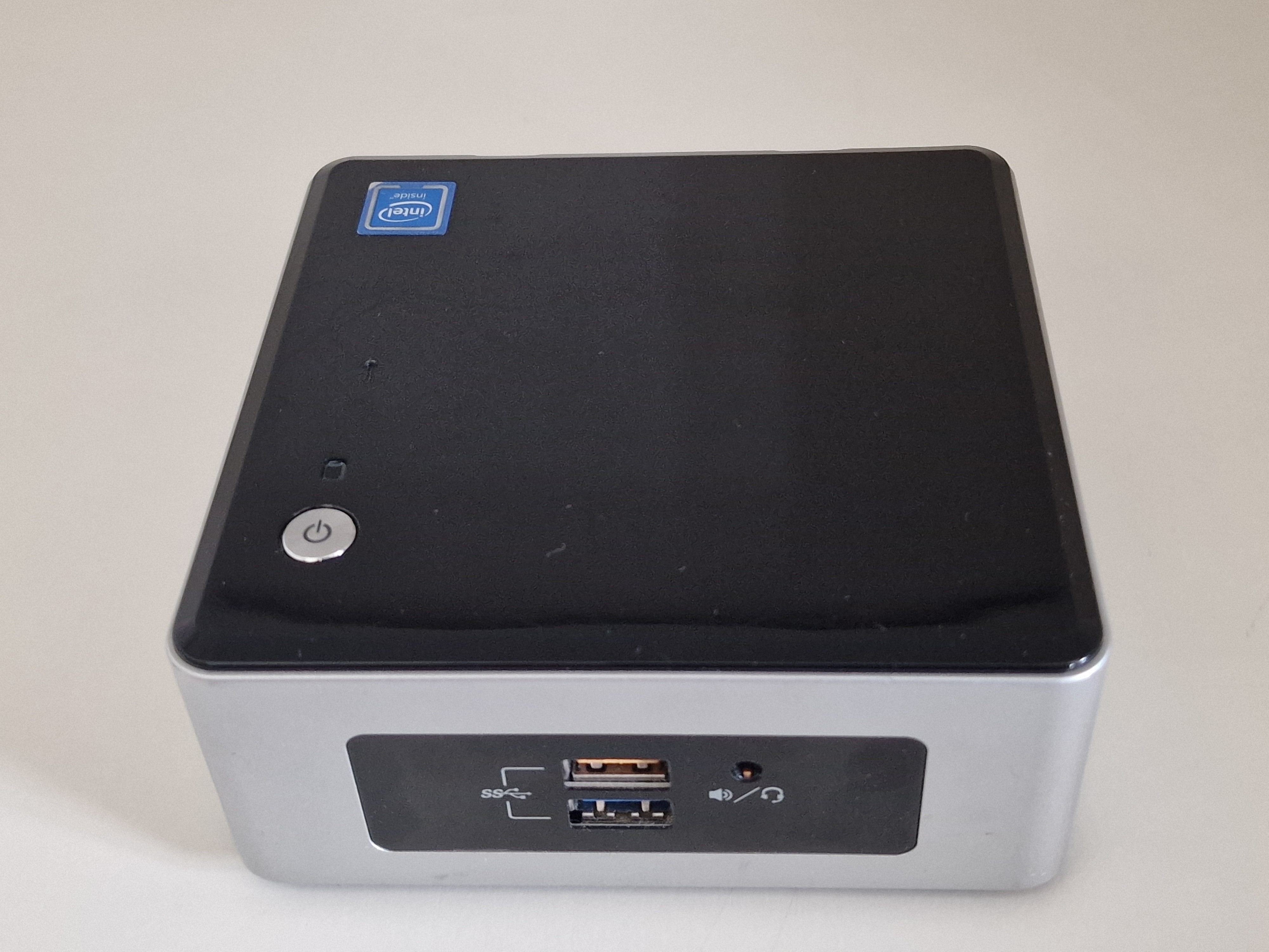 Intel NUC NUC5CPYB (Celeron 8GB 128GB SSD) Asztali számítógép - használt - Image 4