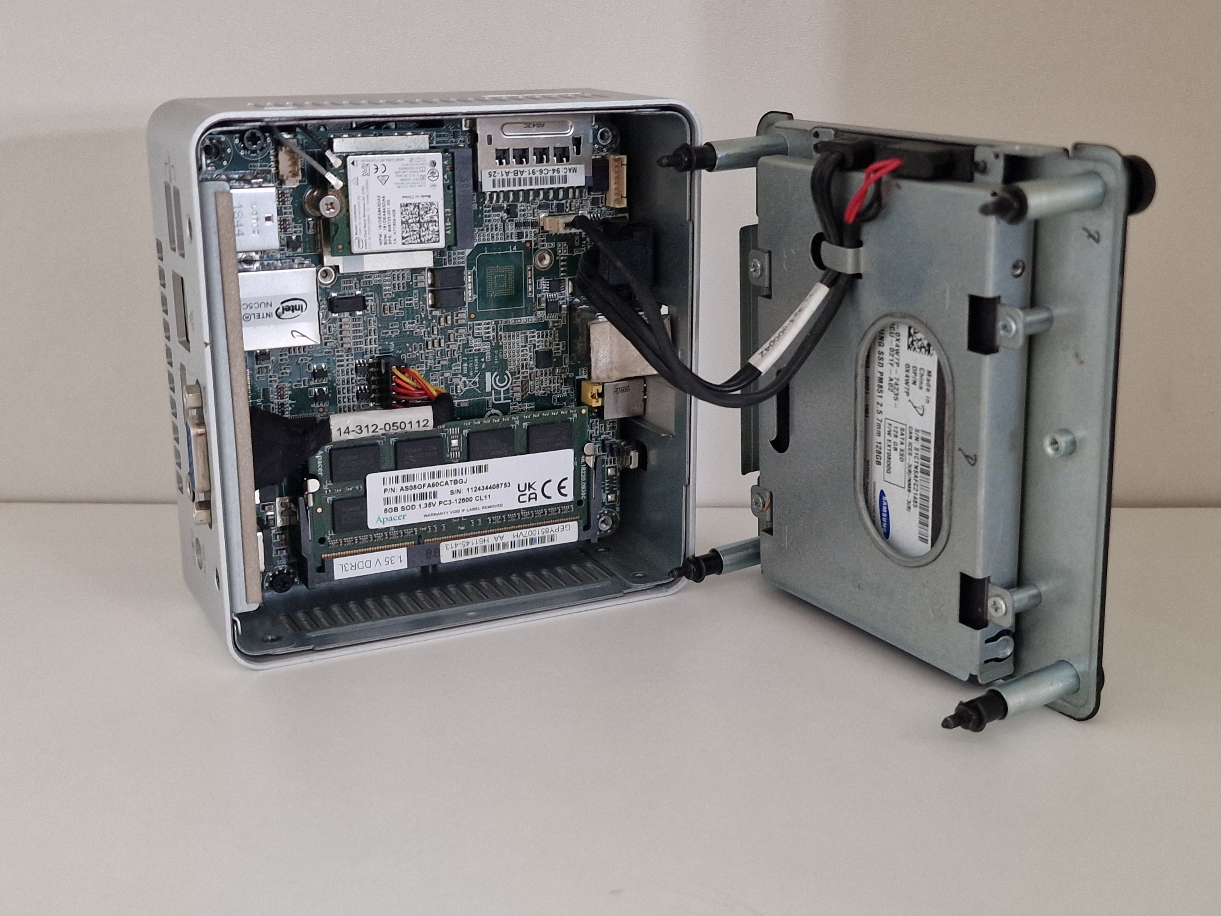 Intel NUC NUC5CPYB (Celeron 8GB 128GB SSD) Asztali számítógép - használt - Image 6