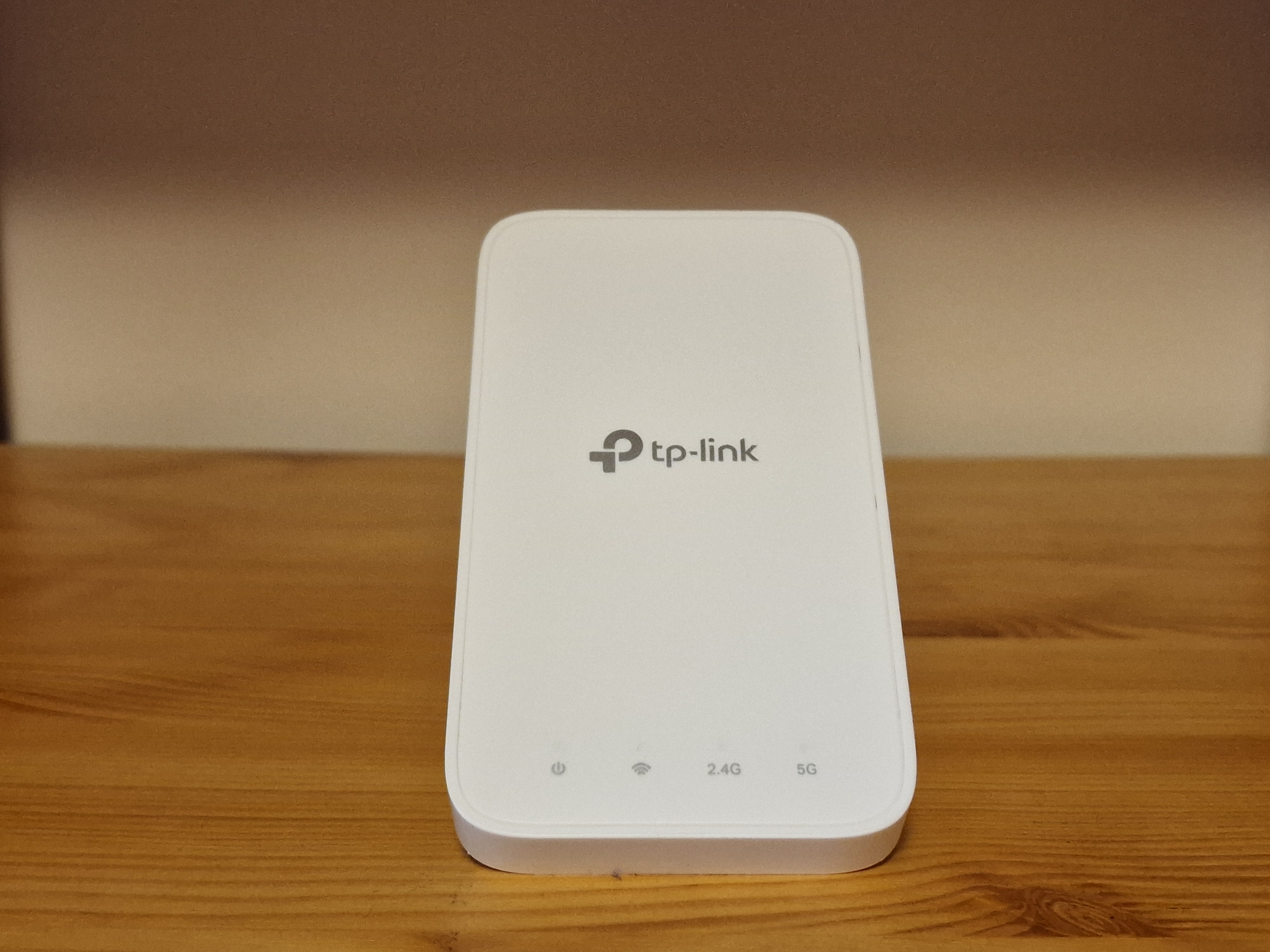 TP-Link RE300 AC1200 Mesh WiFi Extender - használt - Image 3